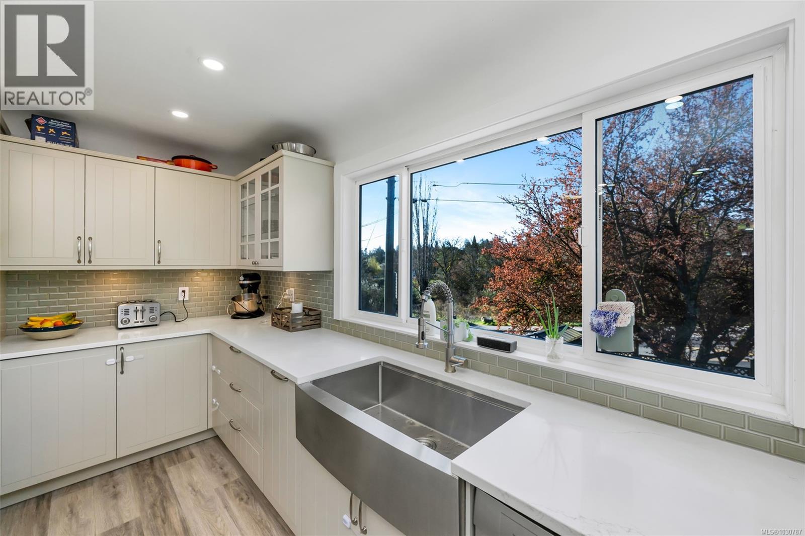  3111 Esson Road, Saanich