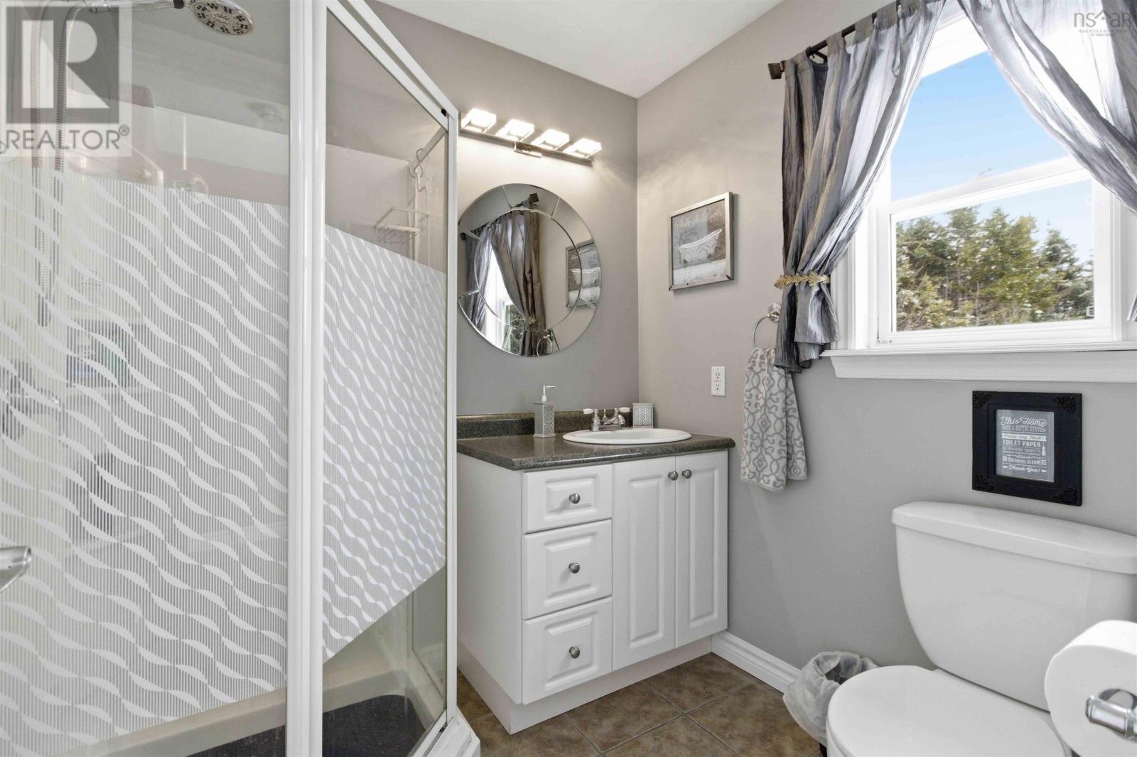 Property 43 of 46 of 378 Kingswood Drive