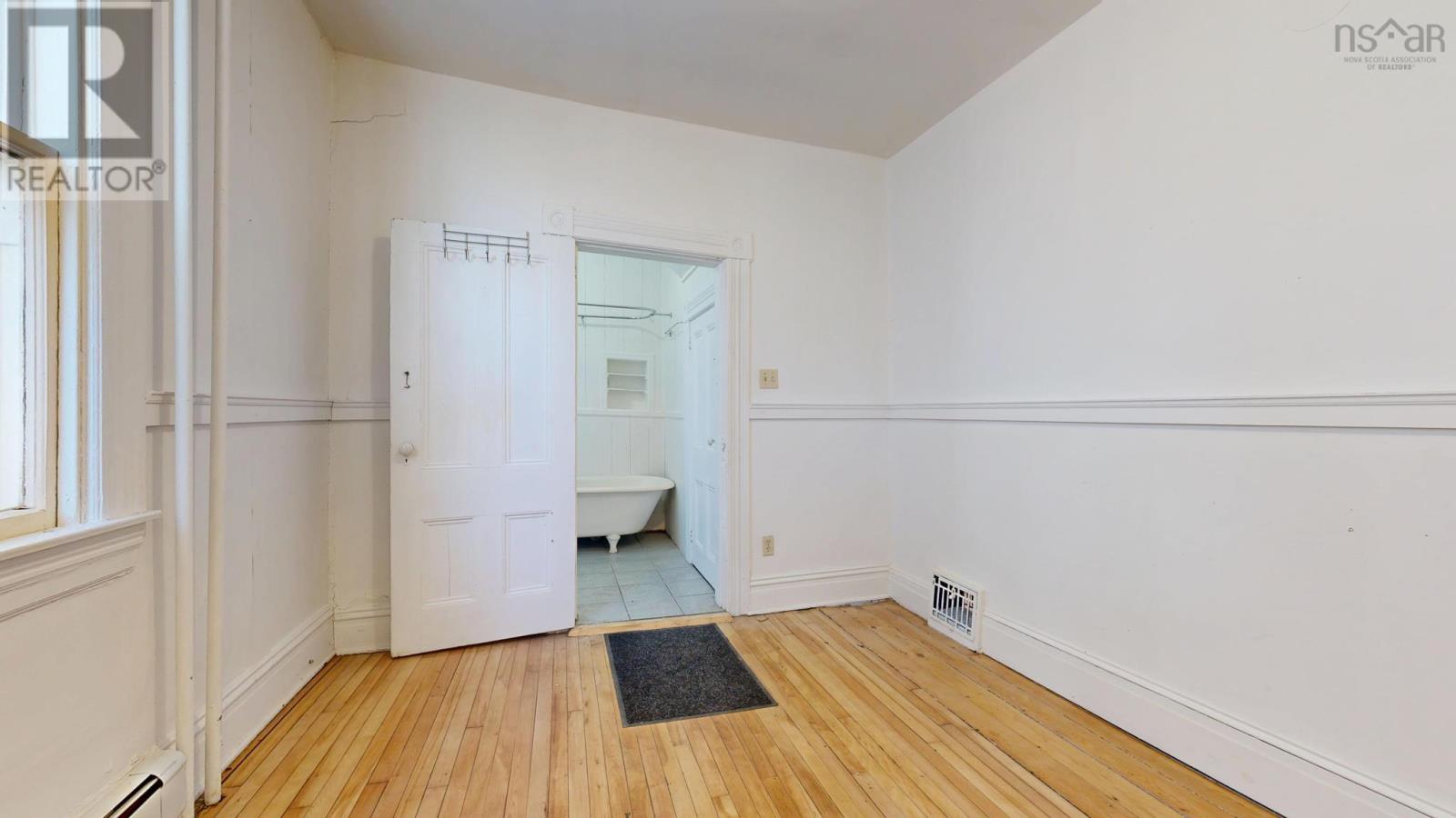 Property 39 of 49 of 2683-2687 Fuller Terrace