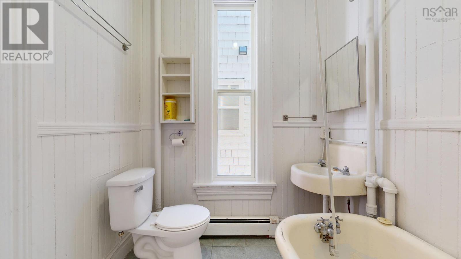 Property 45 of 49 of 2683-2687 Fuller Terrace