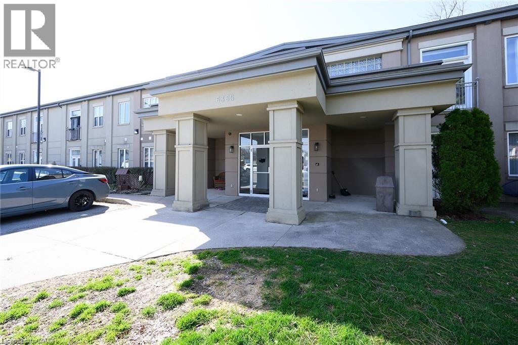 6365 DRUMMOND Road Unit# 105