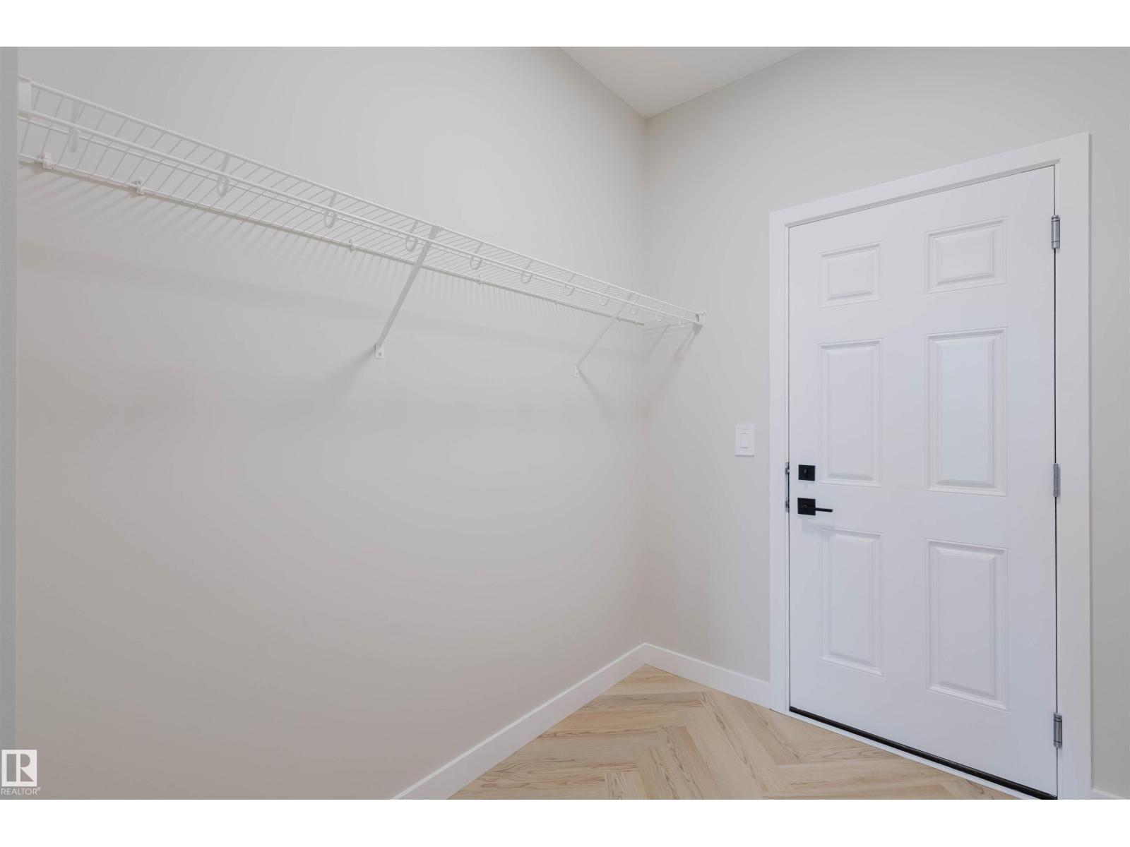 20632 43 AV NW, Edmonton