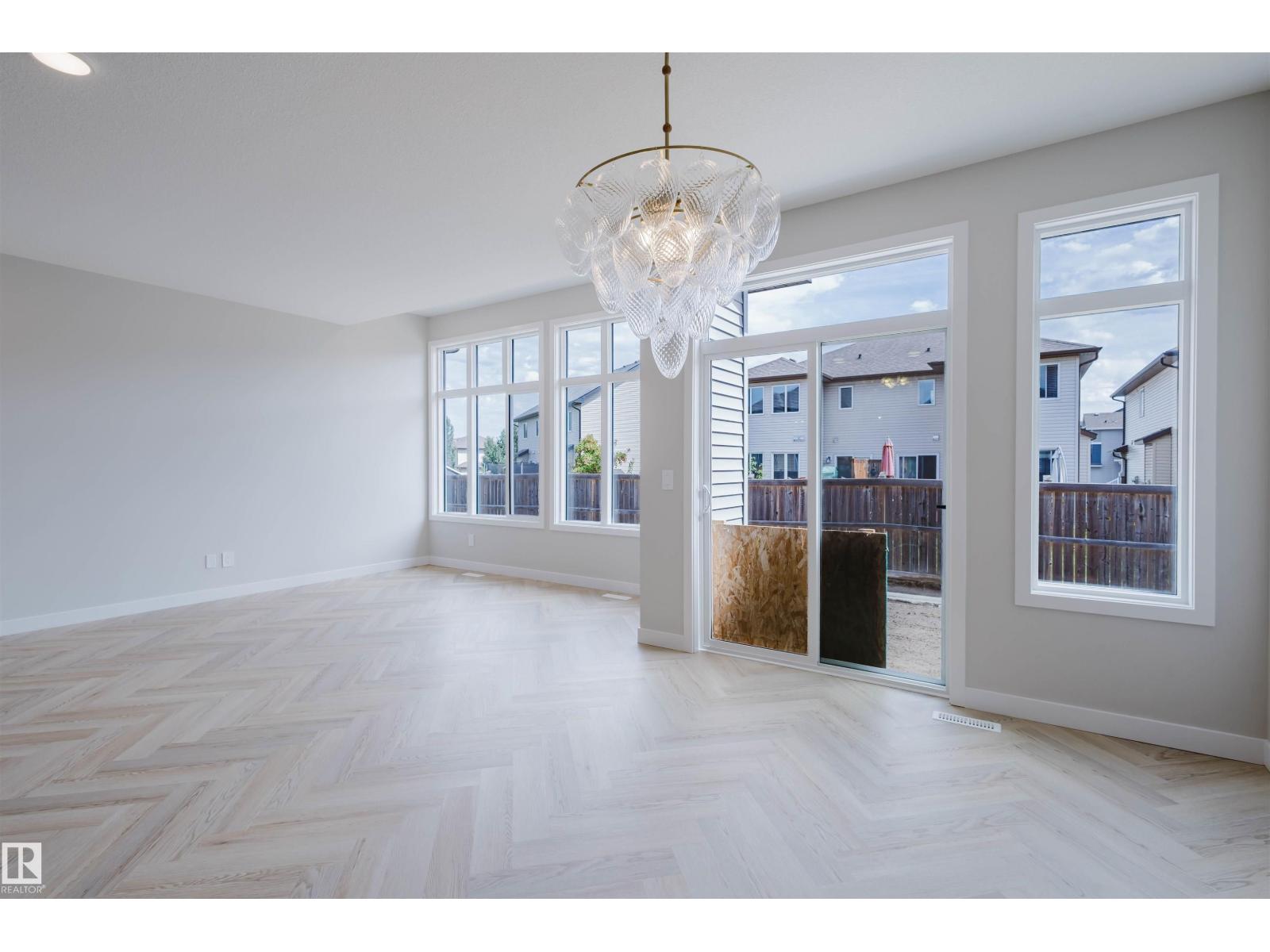 20632 43 AV NW, Edmonton