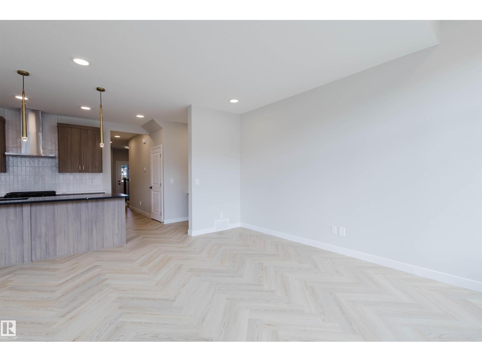 20632 43 AV NW, Edmonton