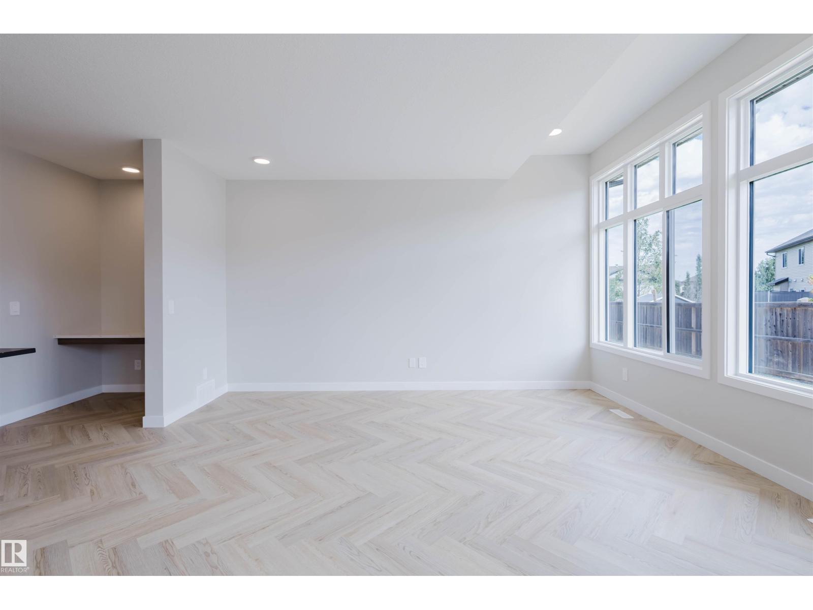 20632 43 AV NW, Edmonton