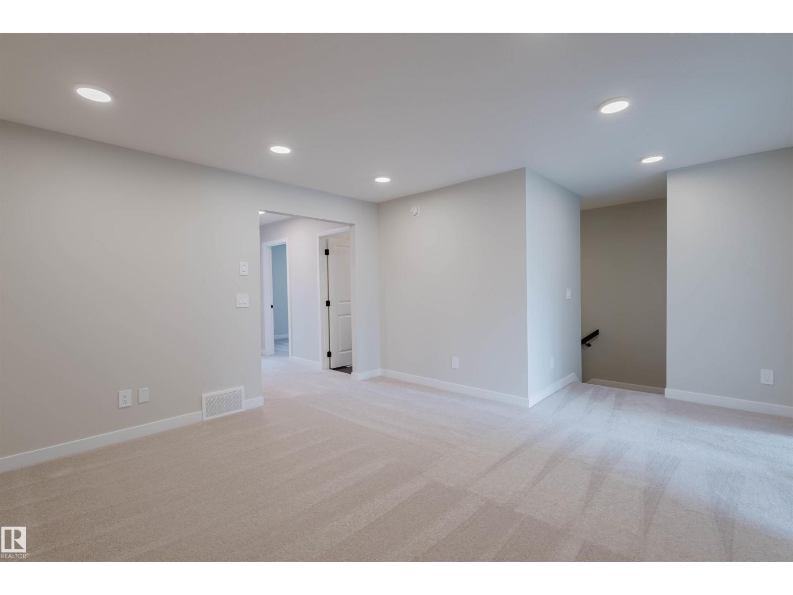 20632 43 AV NW, Edmonton