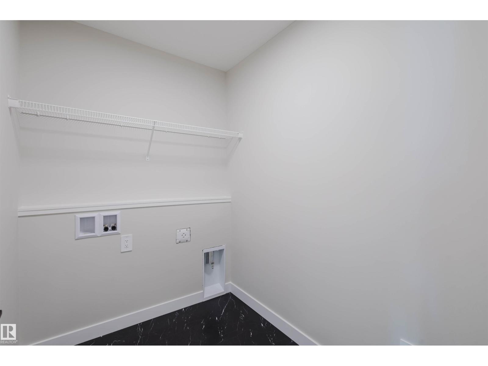 20632 43 AV NW, Edmonton