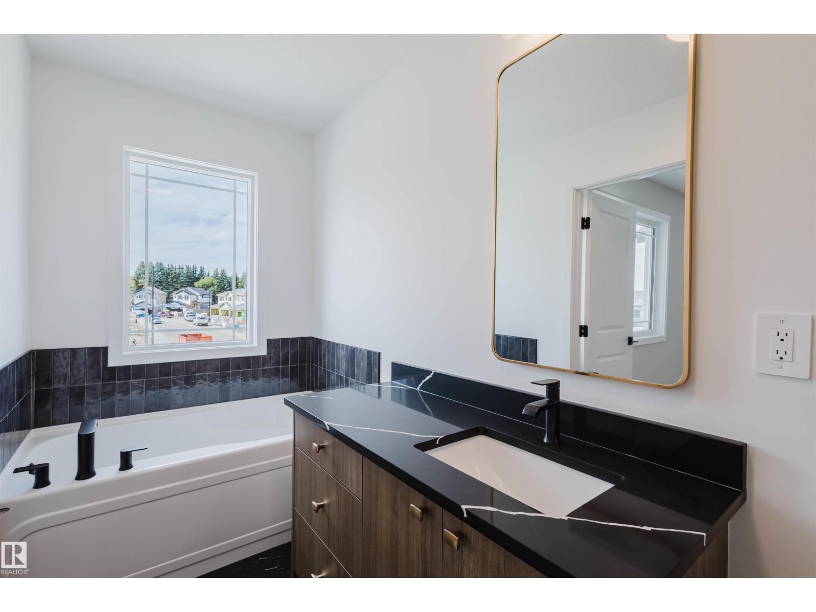 20632 43 AV NW, Edmonton