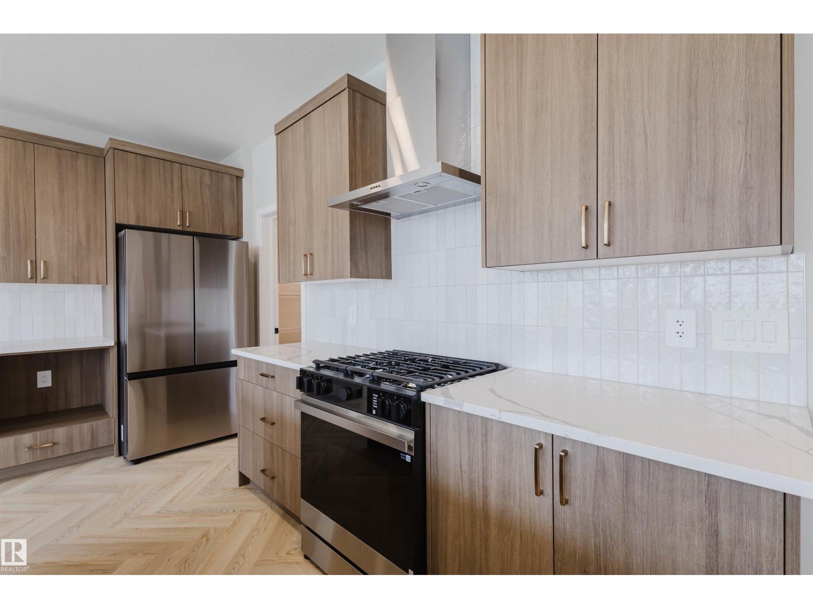 20632 43 AV NW, Edmonton