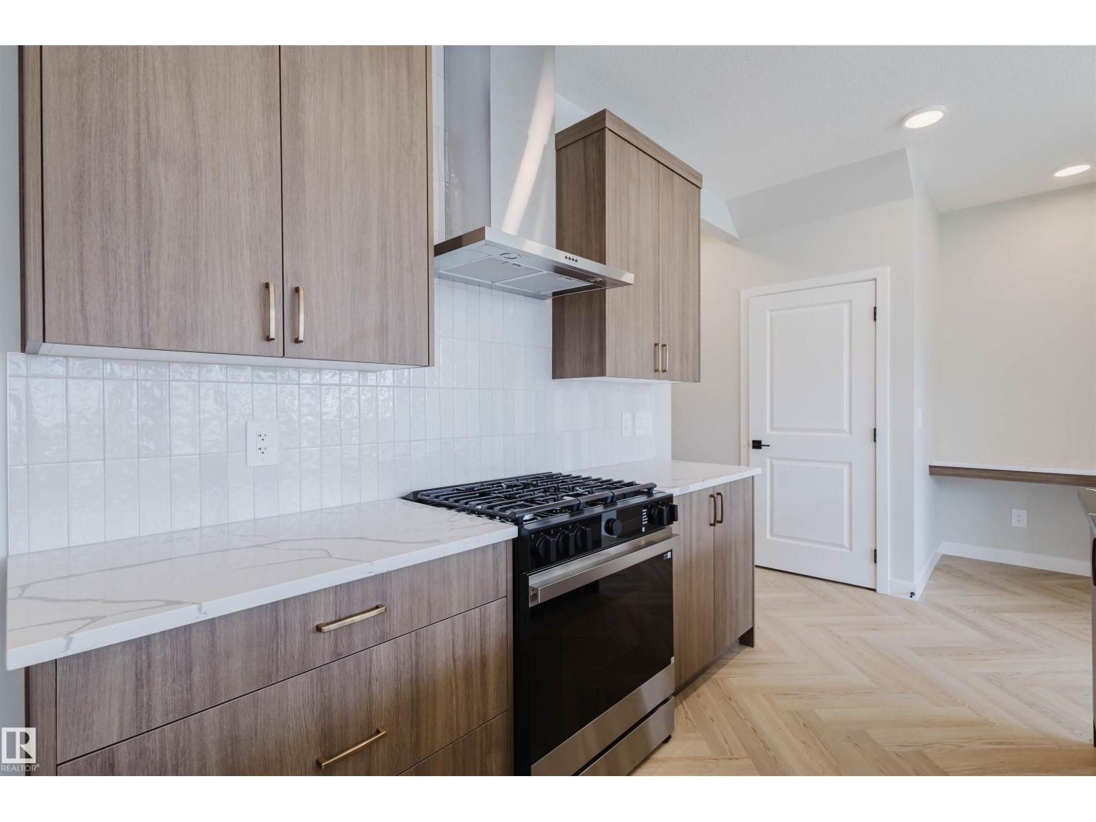 20632 43 AV NW, Edmonton