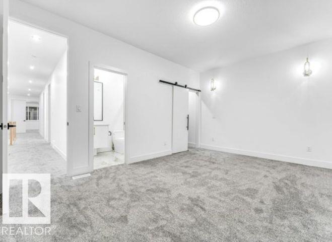 8418 MAYDAY LI SW, Edmonton