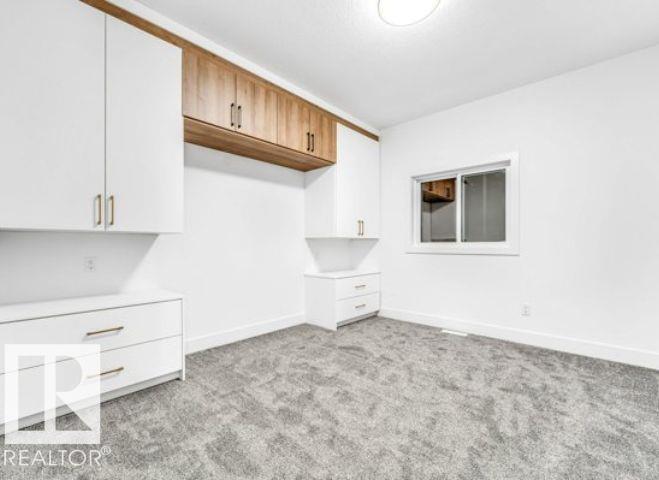 8418 MAYDAY LI SW, Edmonton