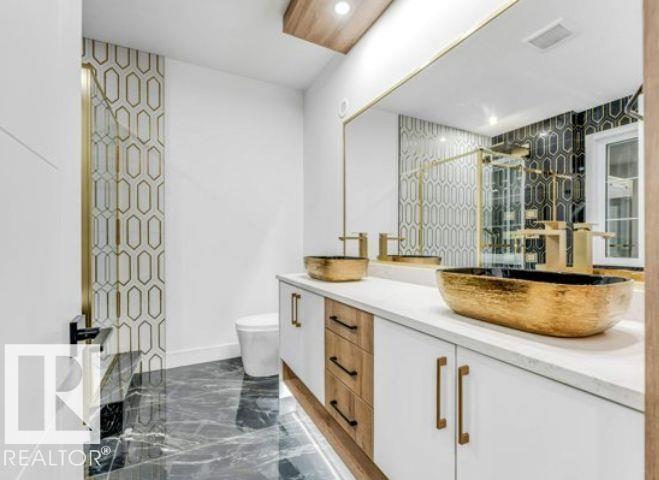 8418 MAYDAY LI SW, Edmonton