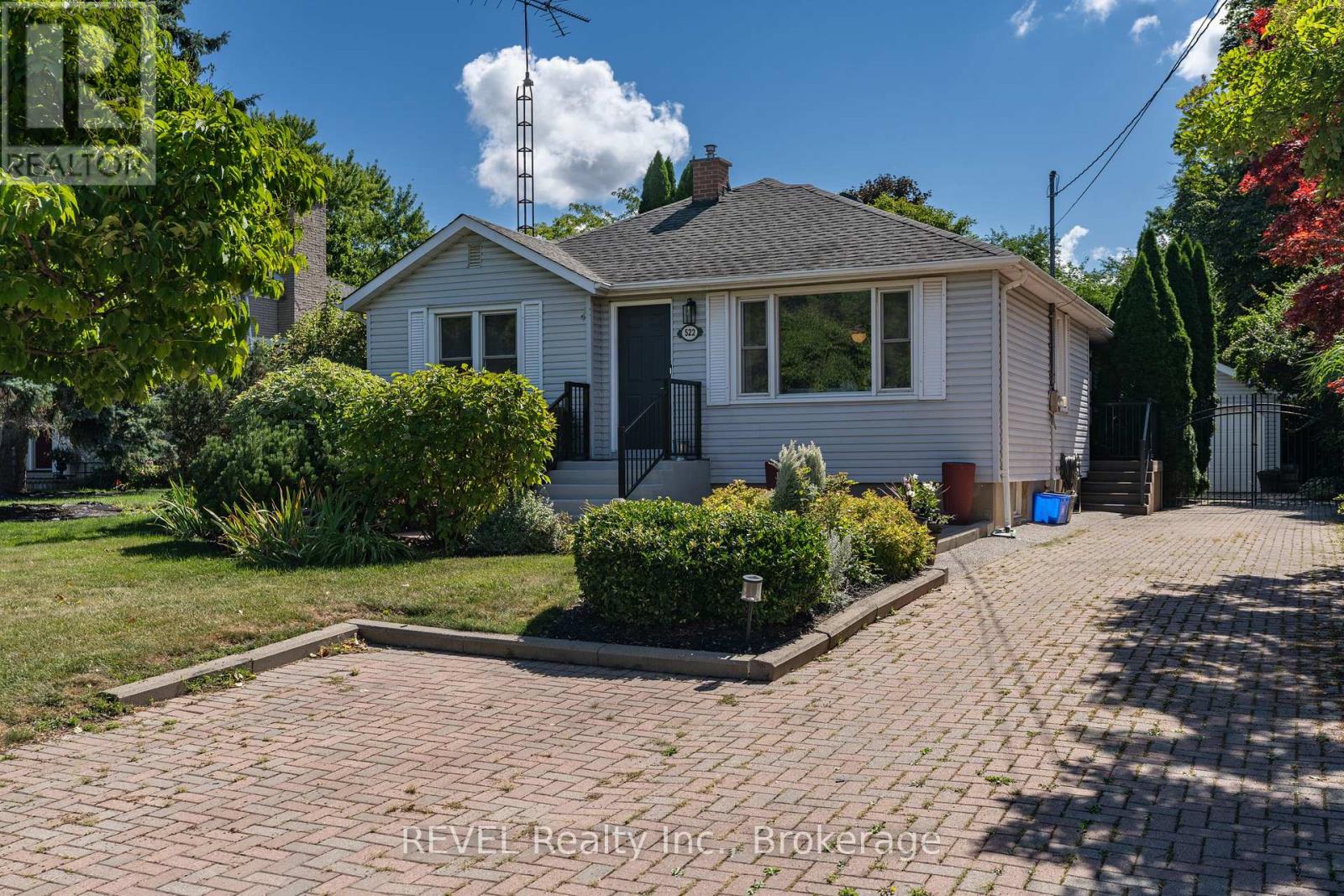 522 MISSISSAGUA ROAD - 1