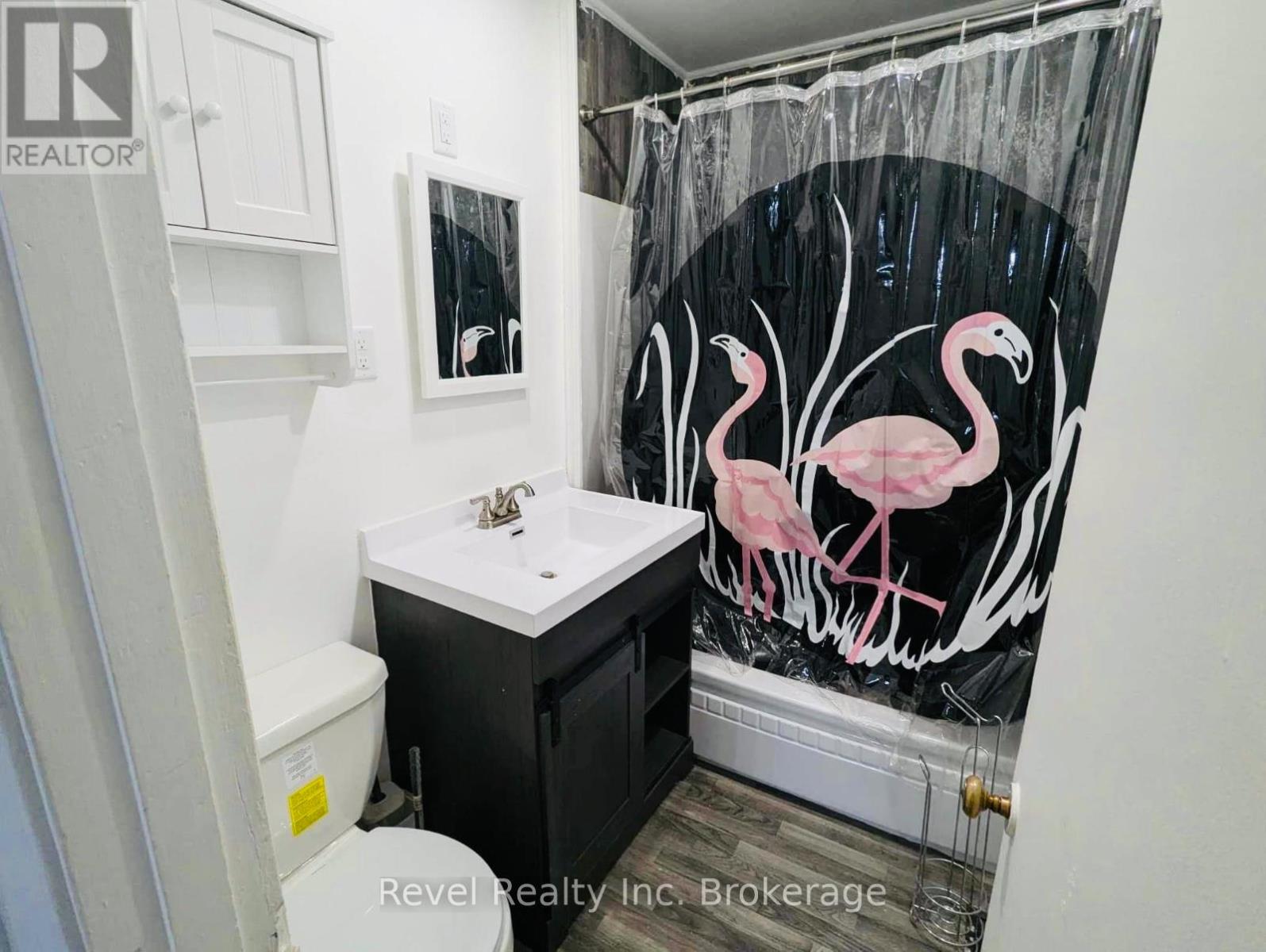 214 FOTHERINGHAM AVENUE - 12