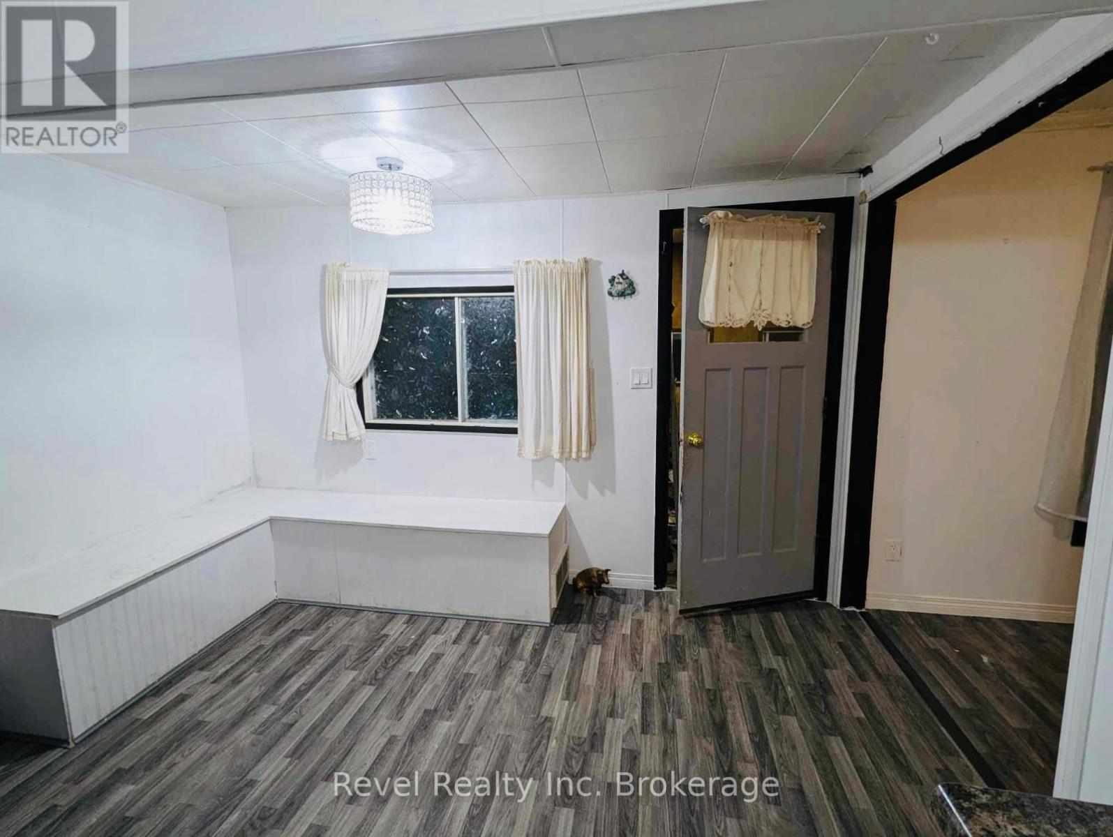 214 FOTHERINGHAM AVENUE - 20