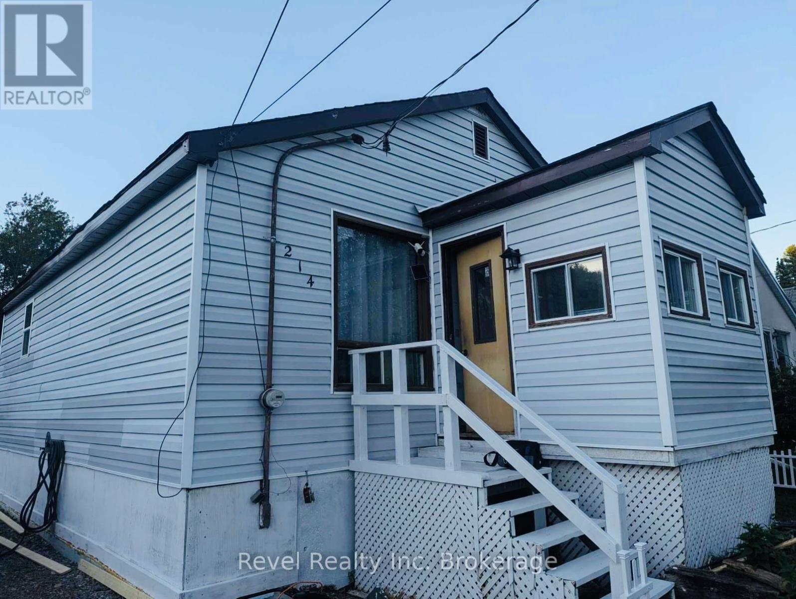 214 FOTHERINGHAM AVENUE - Image 28