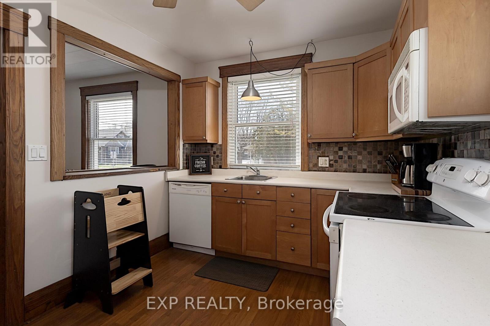 125 REDAN STREET Property Photo