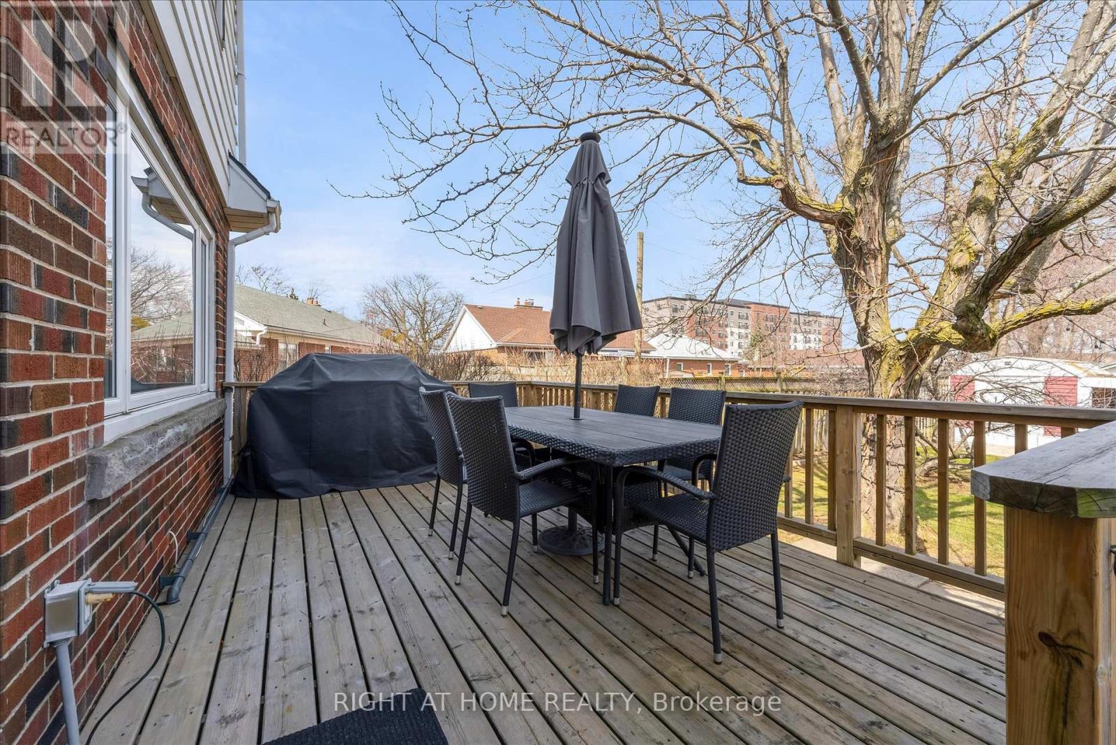 74 GLENVIEW DRIVE - 35