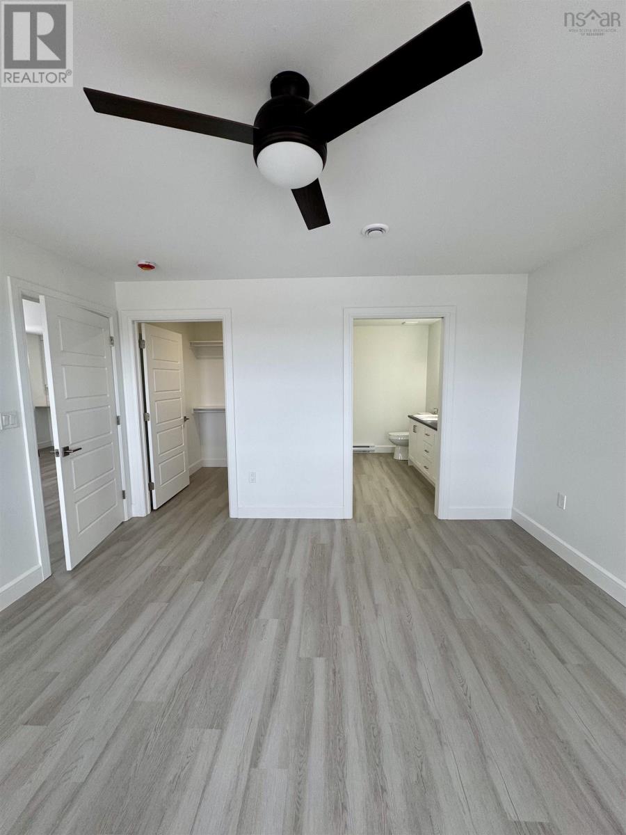 Property 10 of 21 of 8 Abbey Road