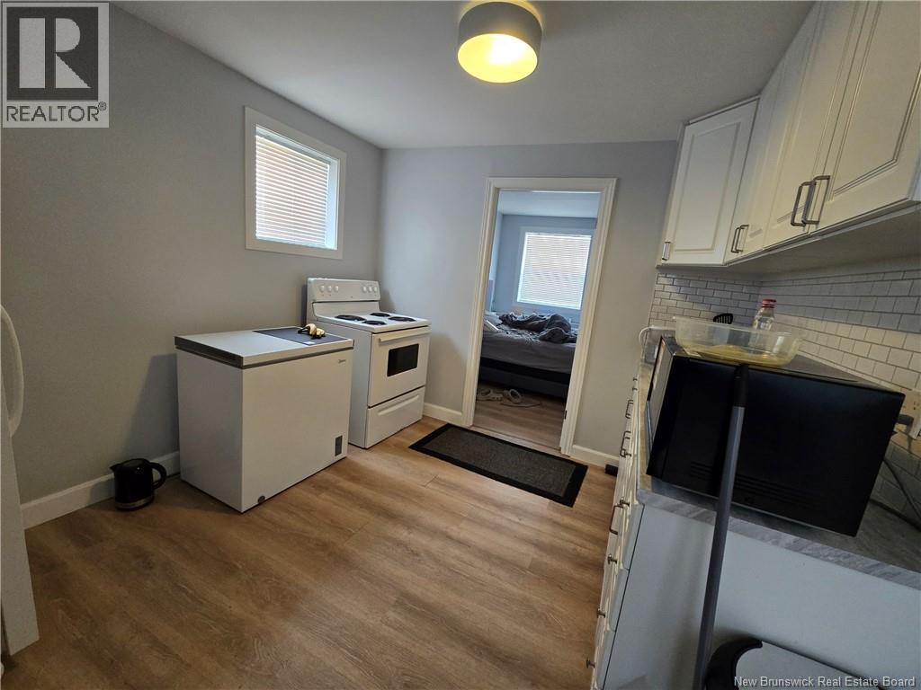 300/ 125 Guilford and Lancaster Street - 23