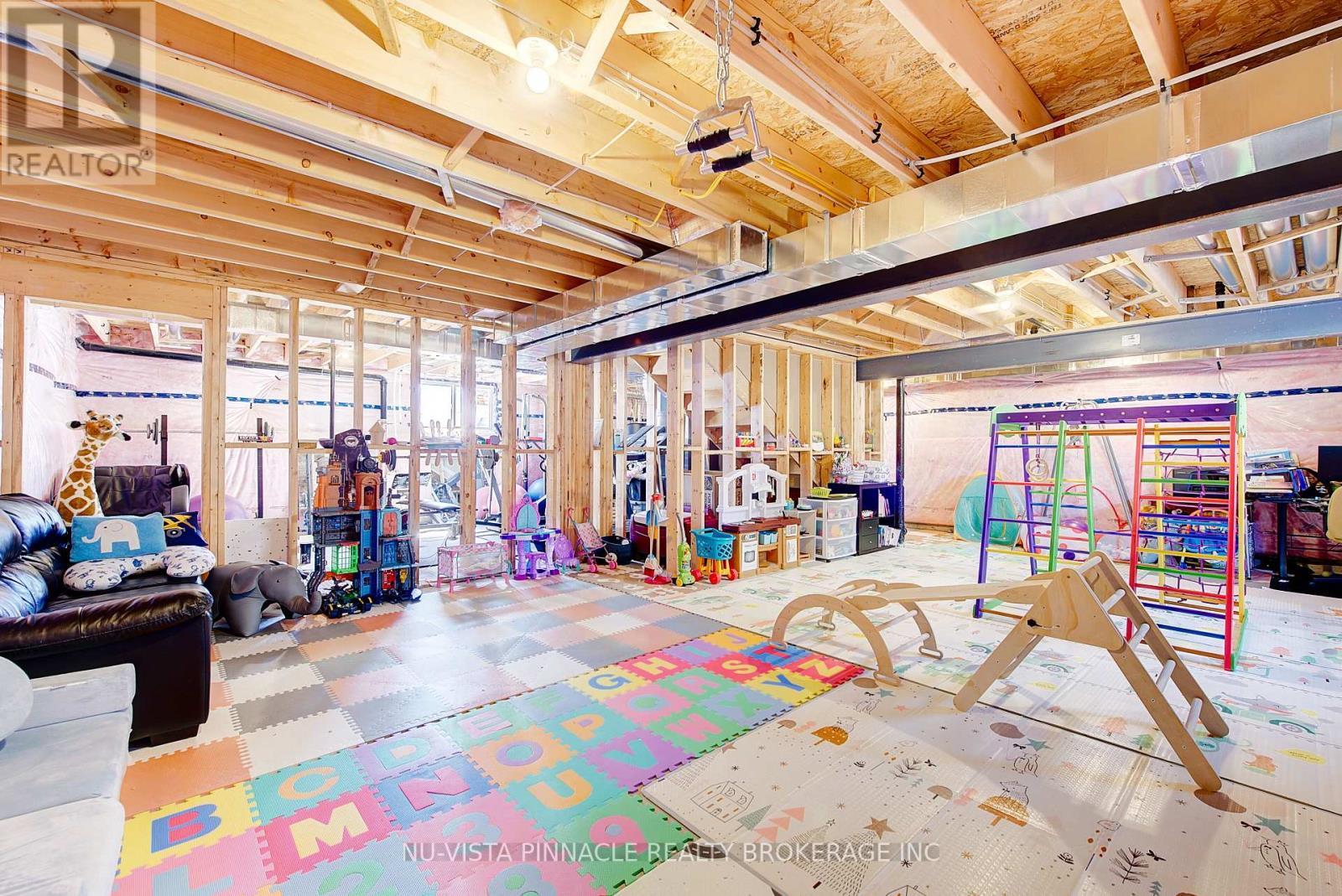 24 KELLY DRIVE Property Photo