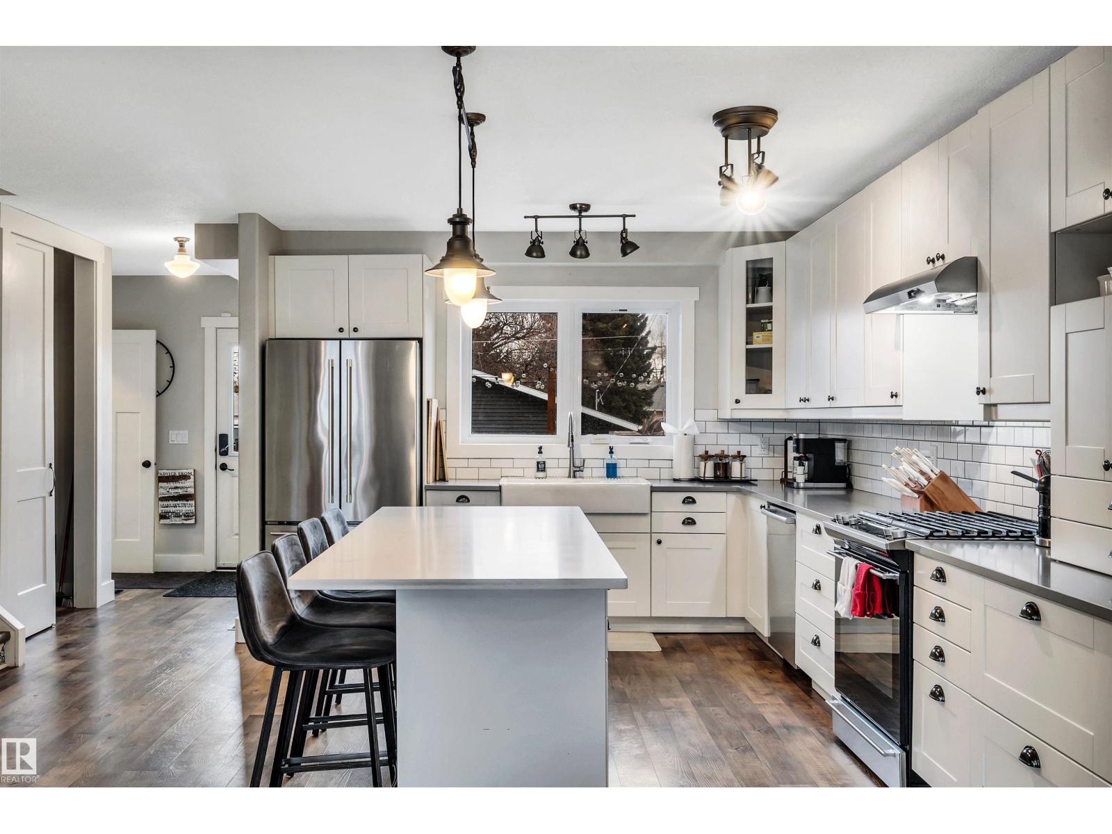 10430 148 ST NW, Edmonton