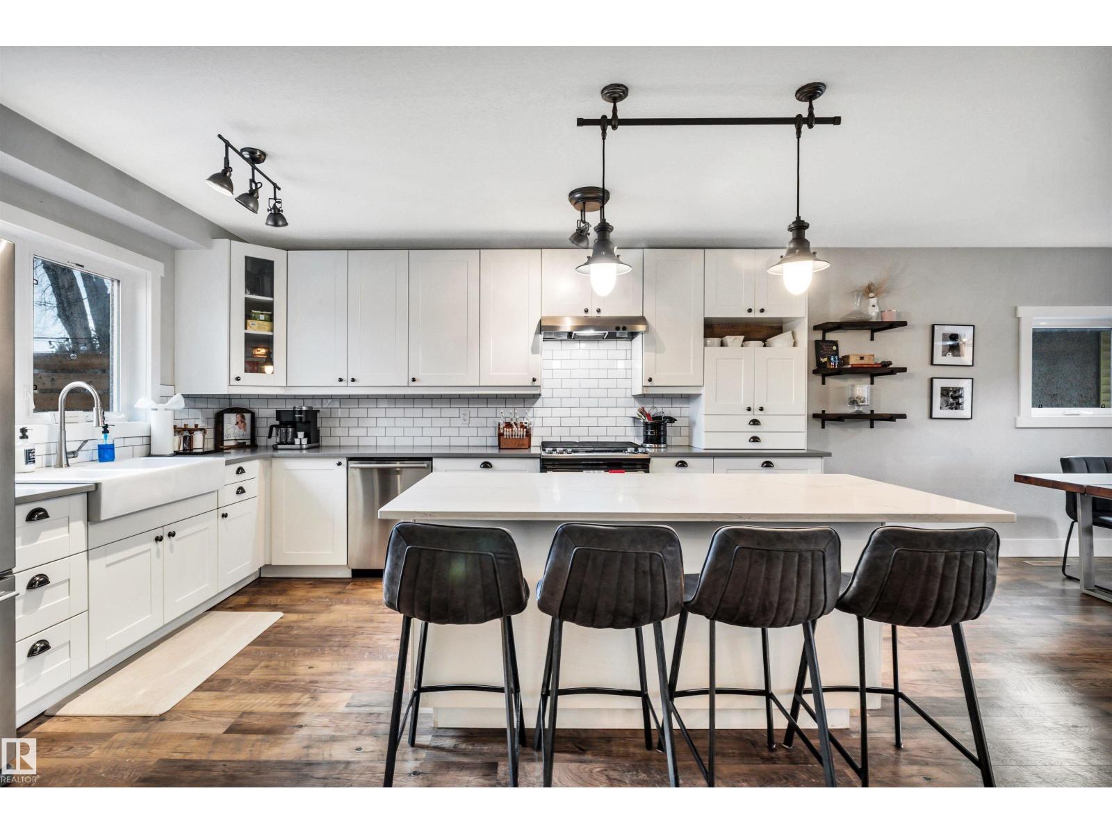 10430 148 ST NW, Edmonton