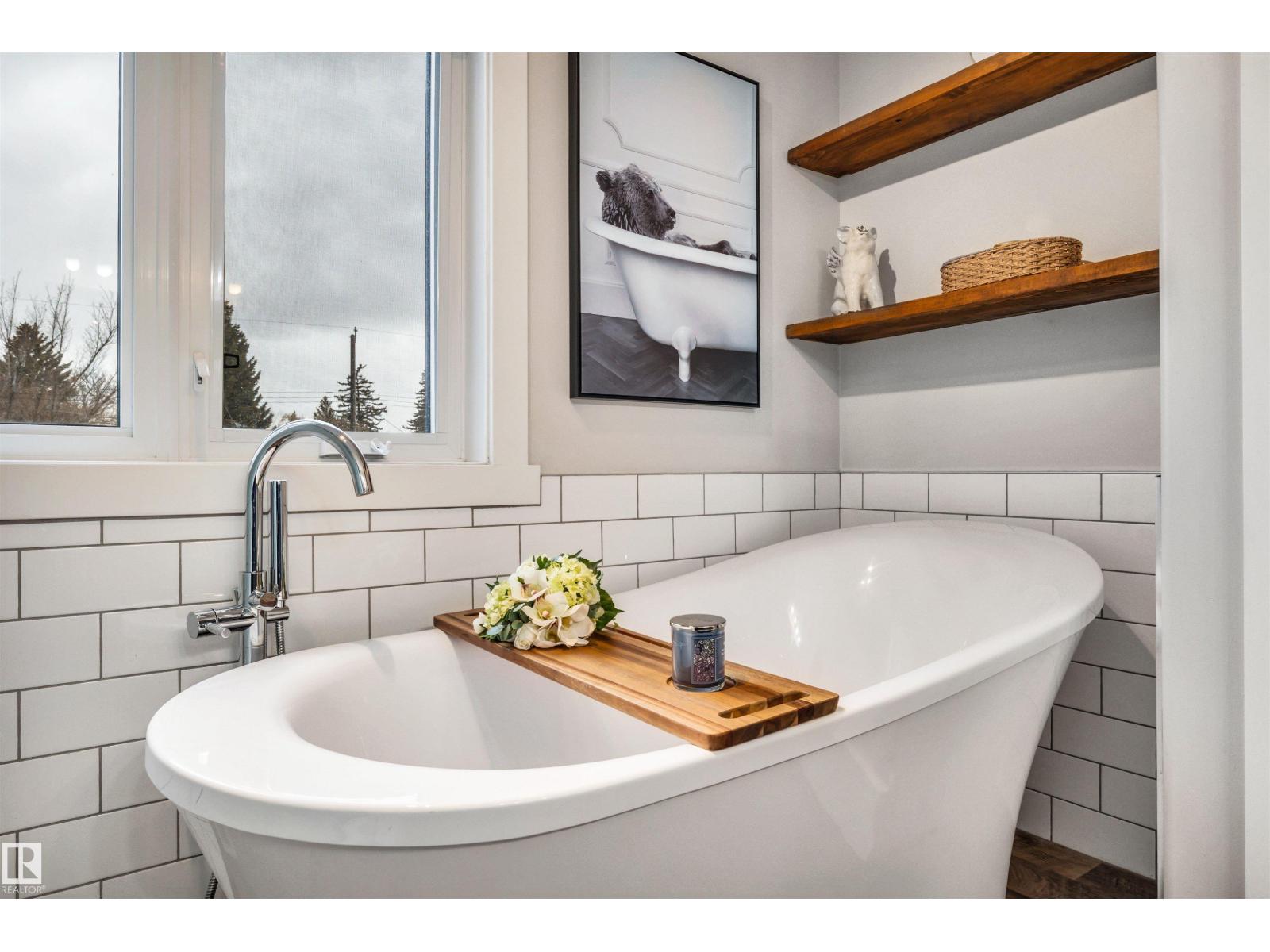 10430 148 ST NW, Edmonton