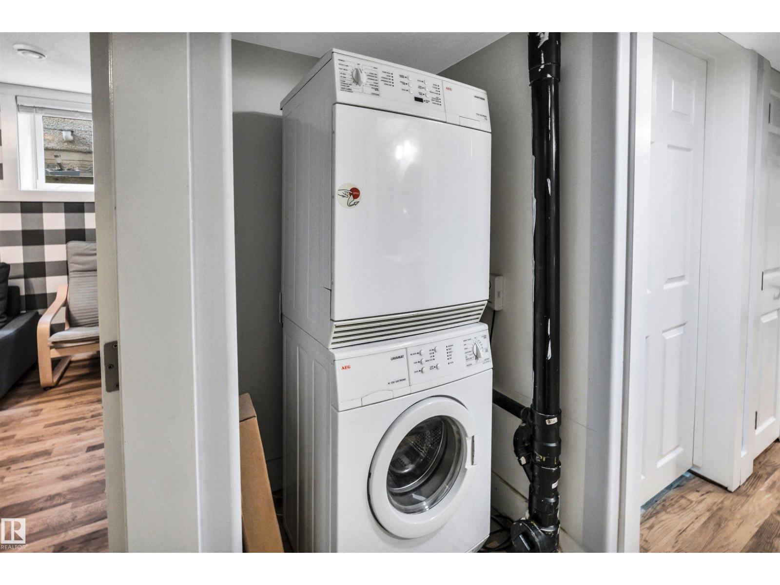 10430 148 ST NW, Edmonton