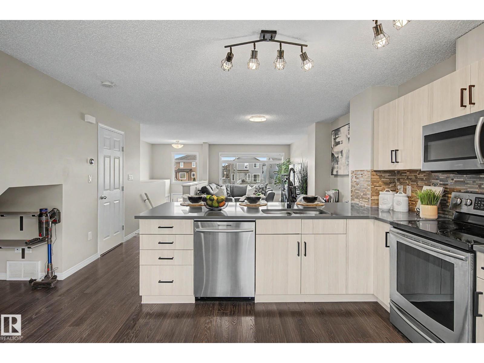 #51 7503 GETTY GA NW, Edmonton