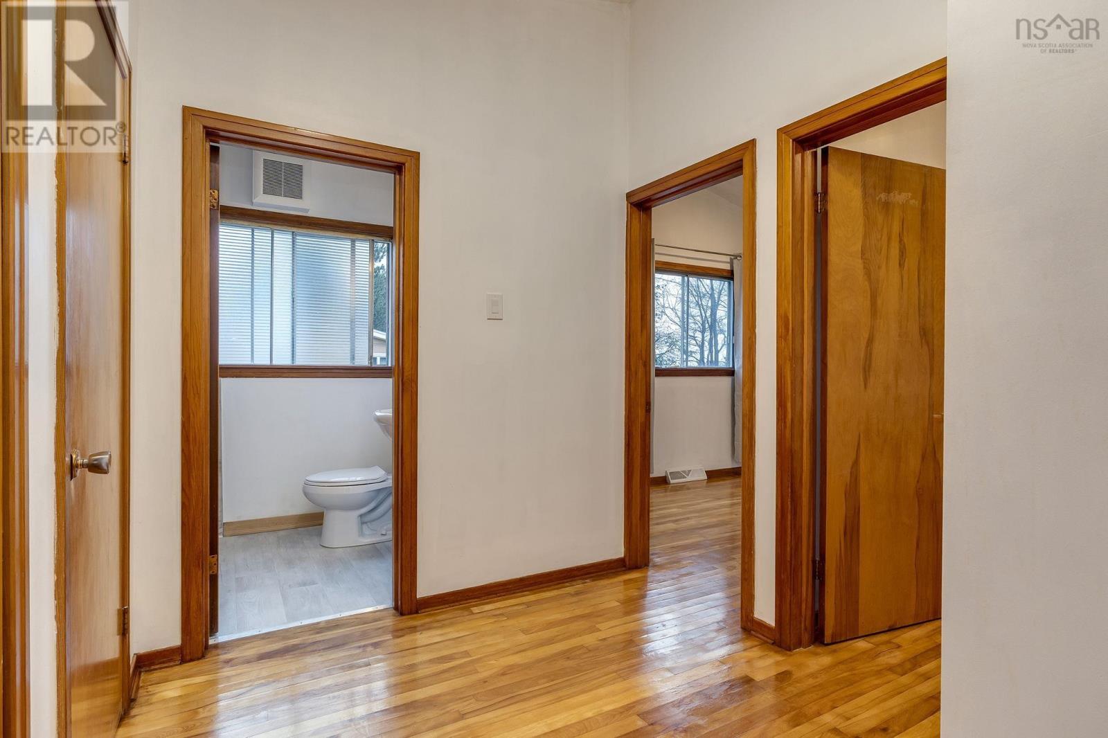 Property 11 of 30 of 7 Palisade Place