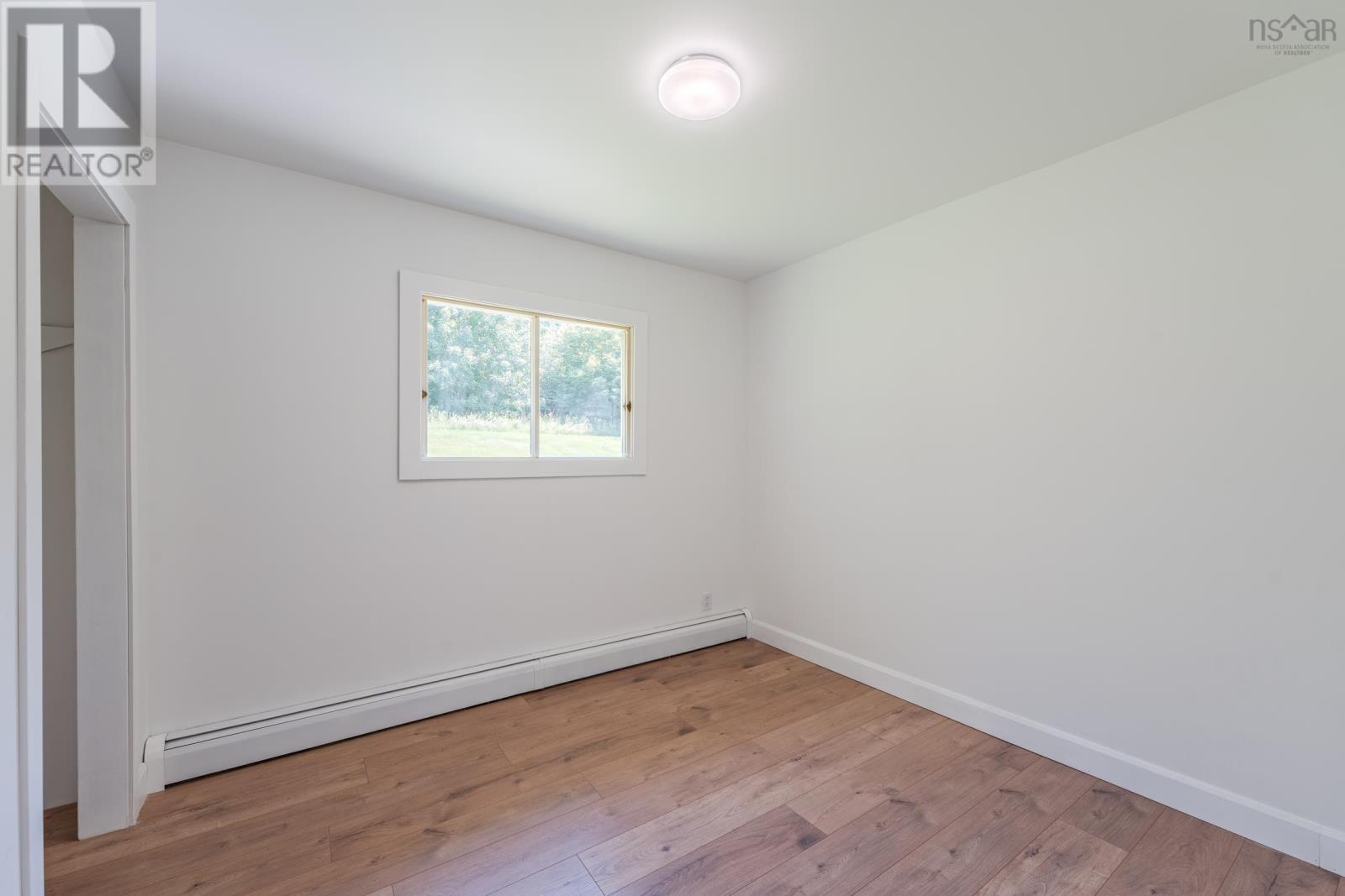 Property 24 of 50 of 172 Highway 1