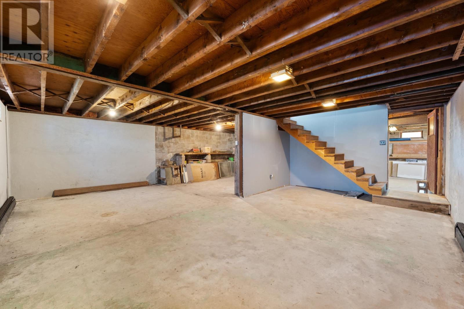 Property 32 of 50 of 172 Highway 1