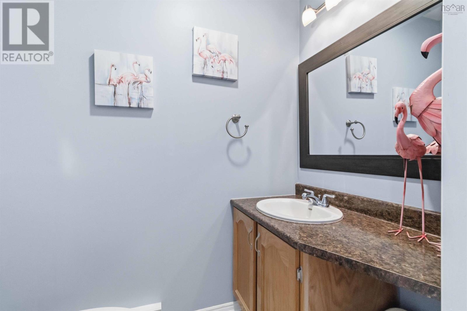 Property 25 of 35 of 37 Kindling Crescent