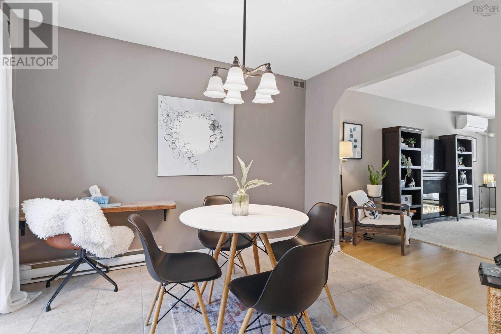 Property 21 of 35 of 37 Kindling Crescent