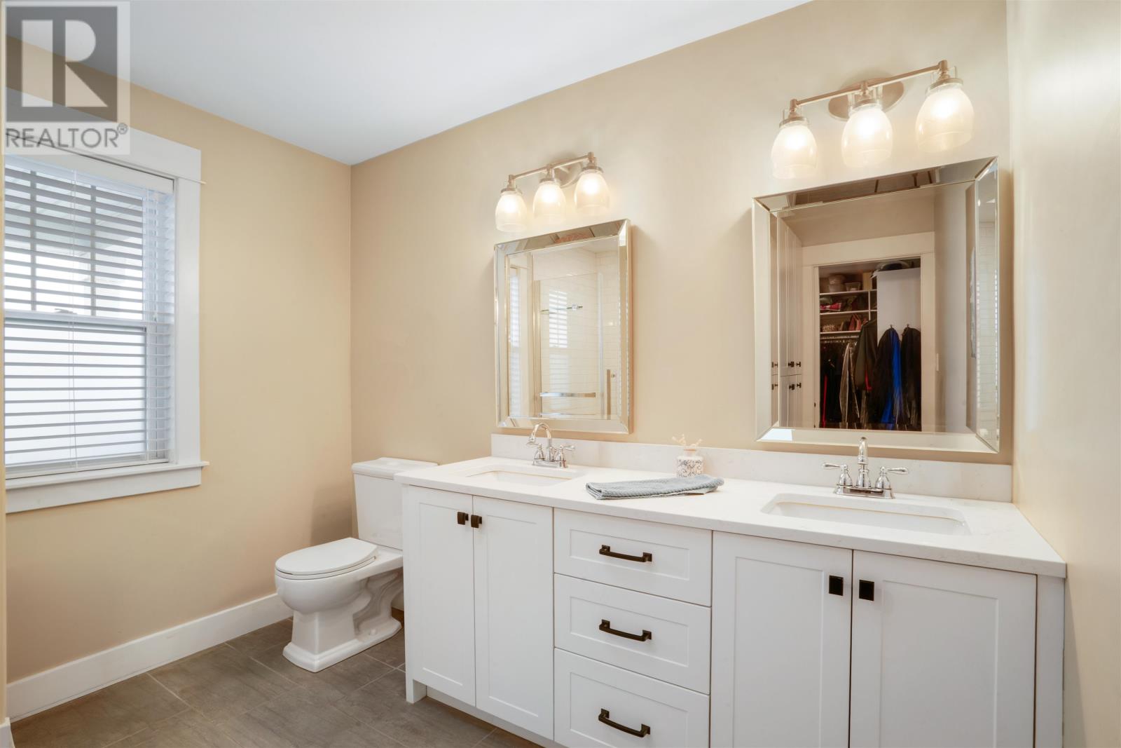 9 DOYLES LANDING - 21