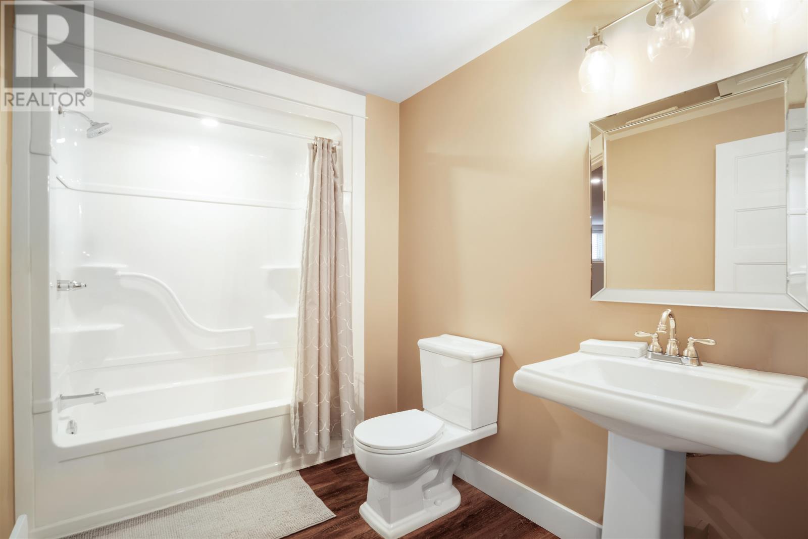 9 DOYLES LANDING - 38