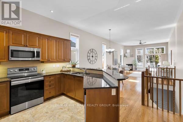 155 ROYAL LANDING GATE - 5