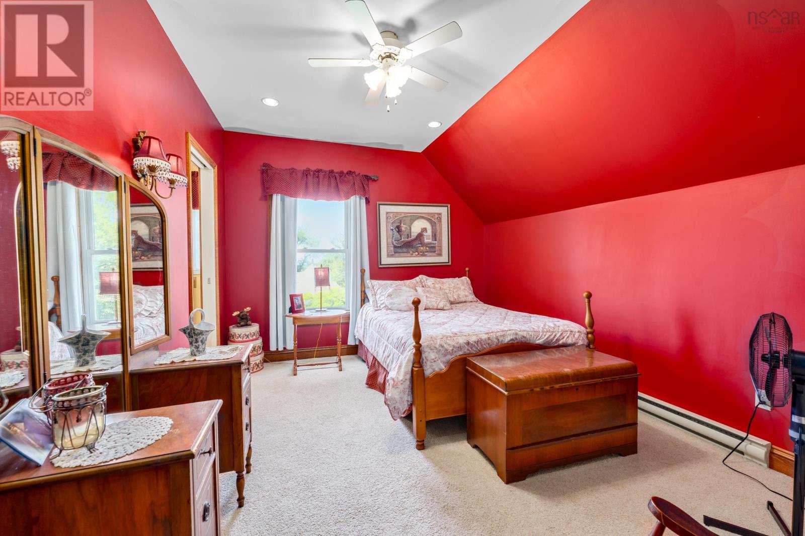 Property 27 of 50 of 42 Queen Street