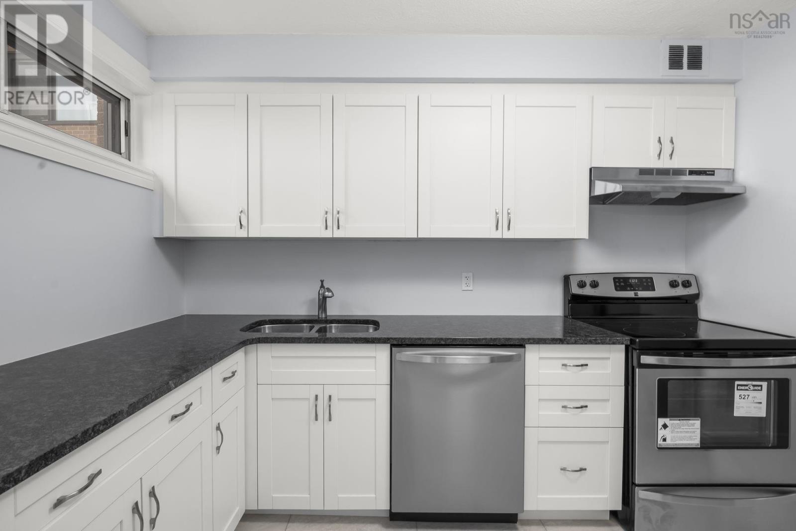 Property 10 of 33 of 701 5959 Spring Garden Road