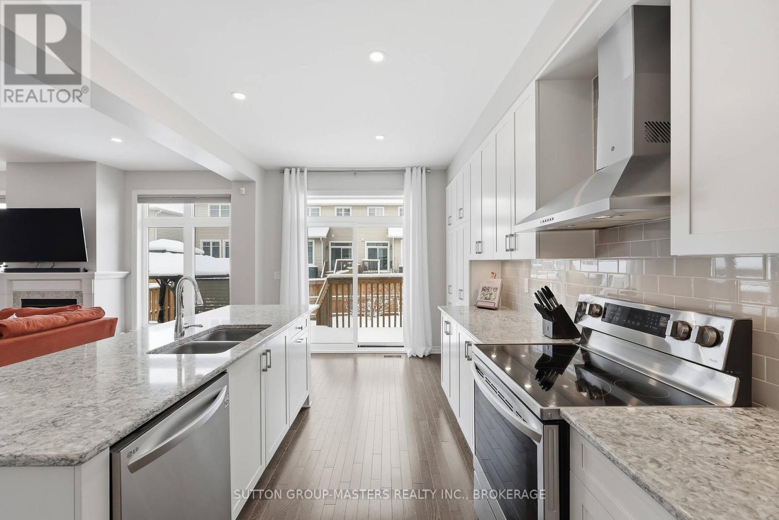 1187 WATERSIDE WAY — photo 20