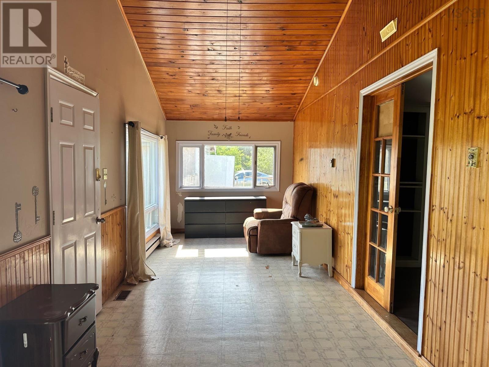 102 Dyke Road - 17