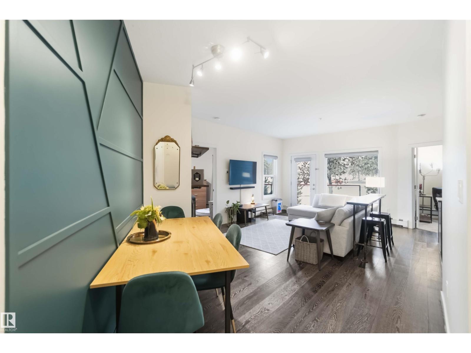 #114 10611 117 ST NW, Edmonton