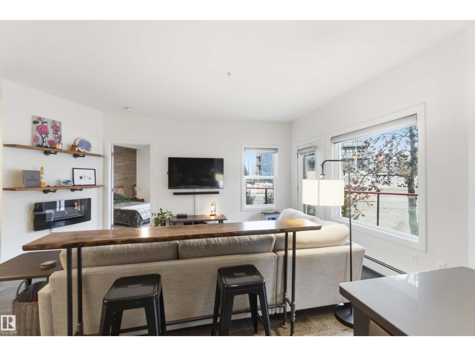 #114 10611 117 ST NW, Edmonton