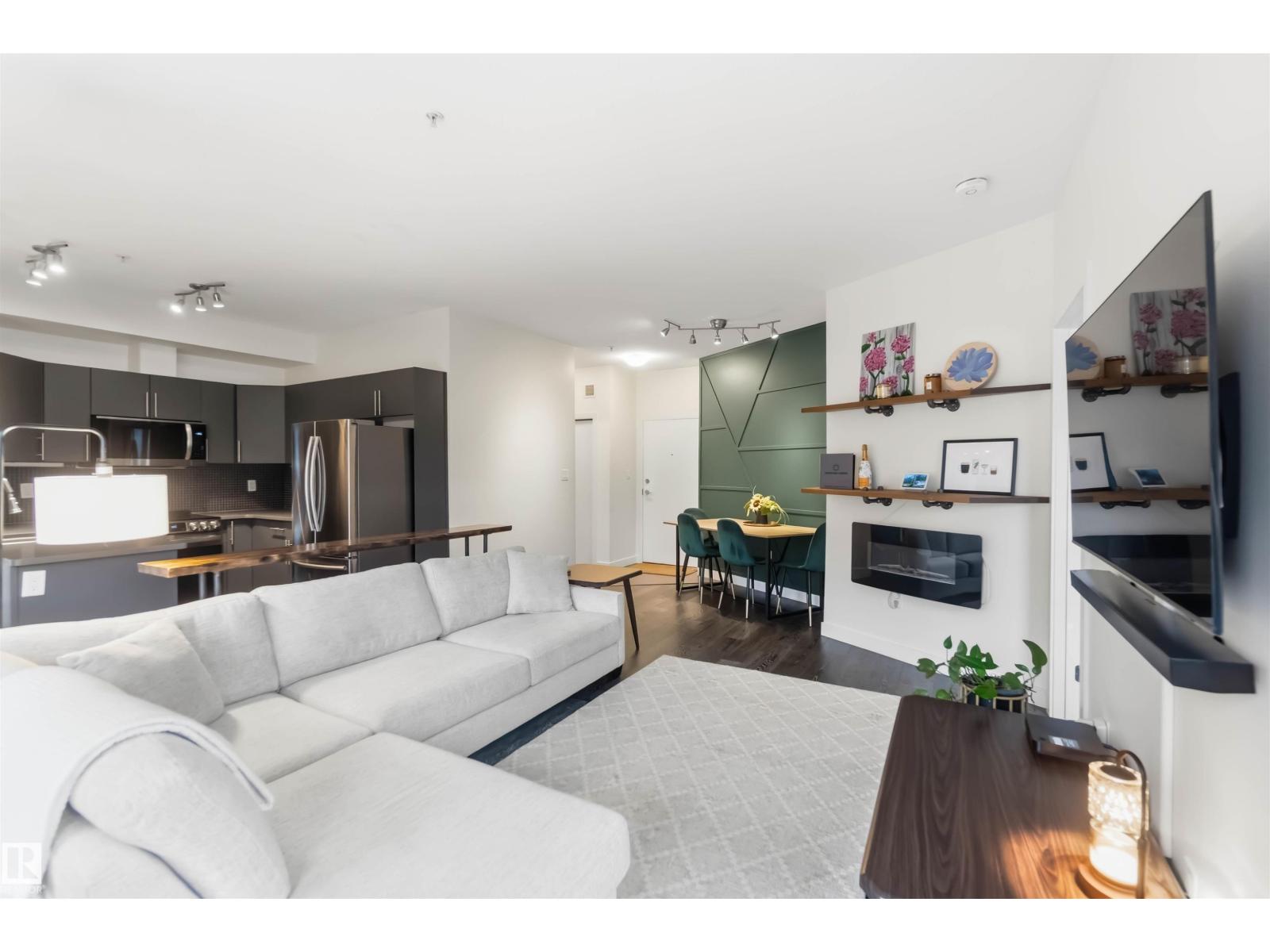 #114 10611 117 ST NW, Edmonton