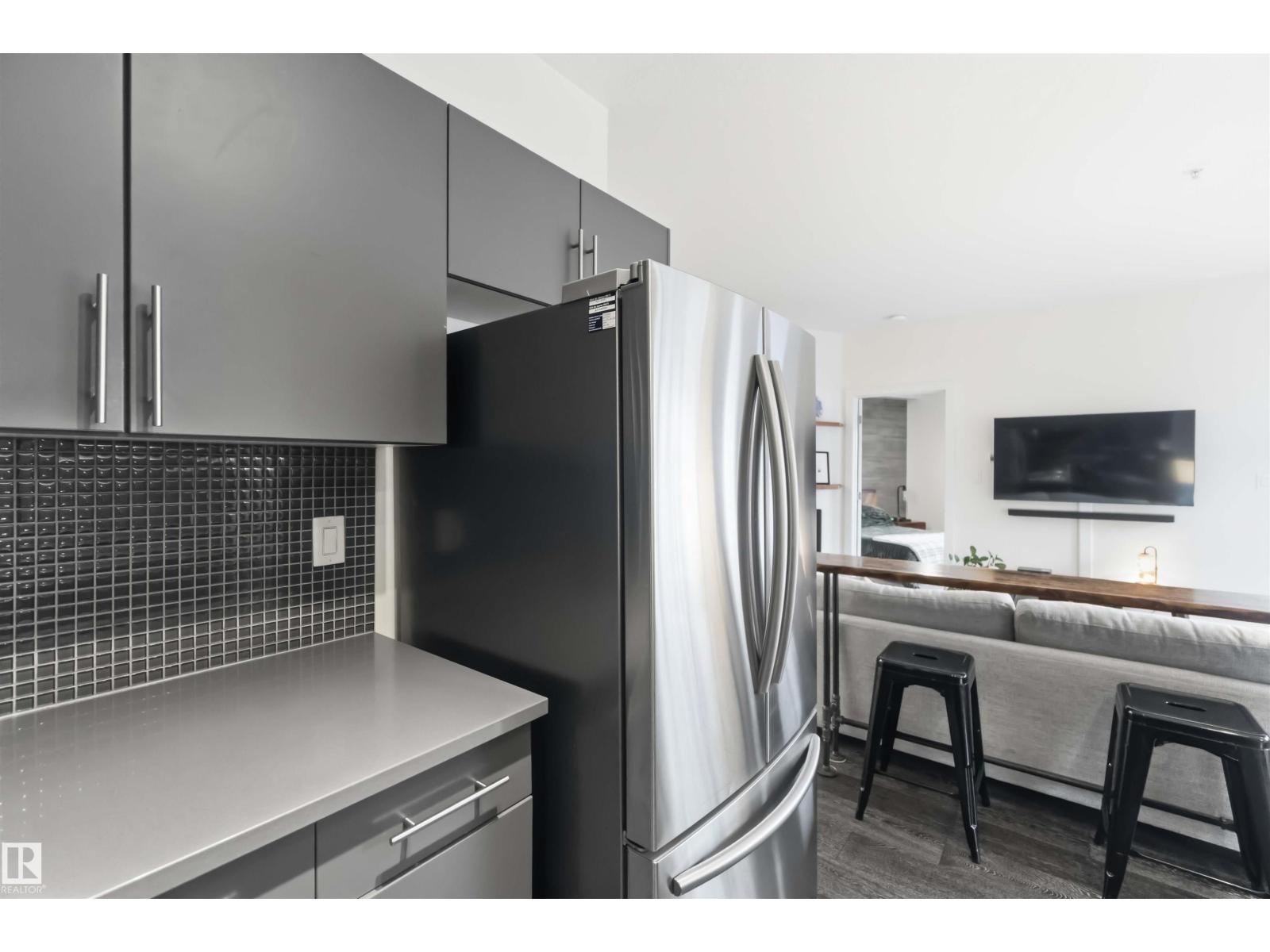 #114 10611 117 ST NW, Edmonton