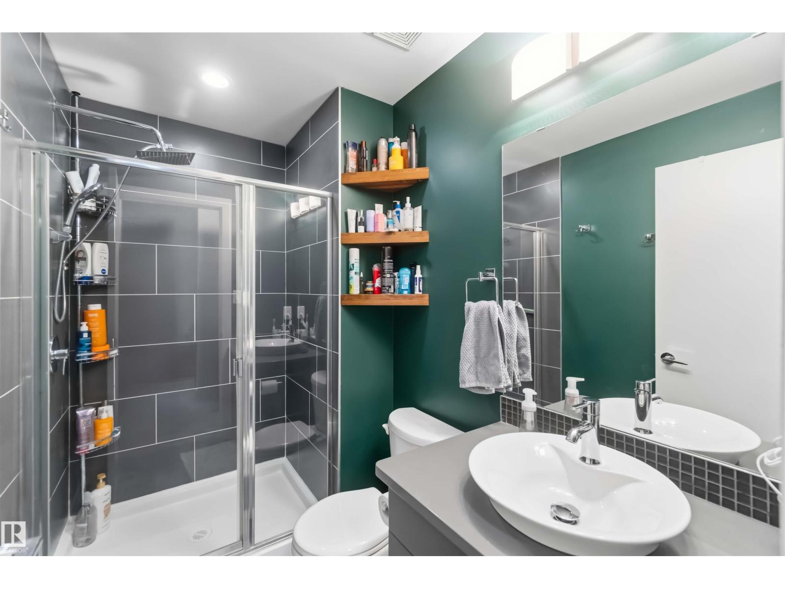 #114 10611 117 ST NW, Edmonton