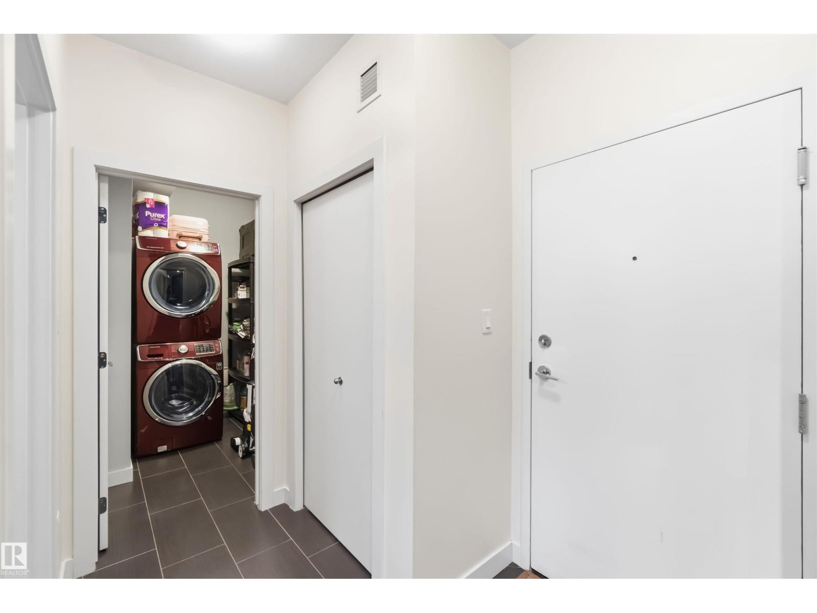 #114 10611 117 ST NW, Edmonton