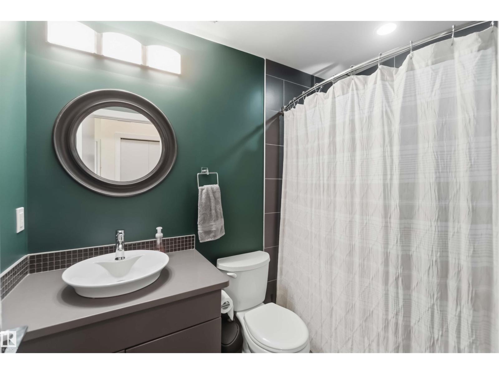 #114 10611 117 ST NW, Edmonton